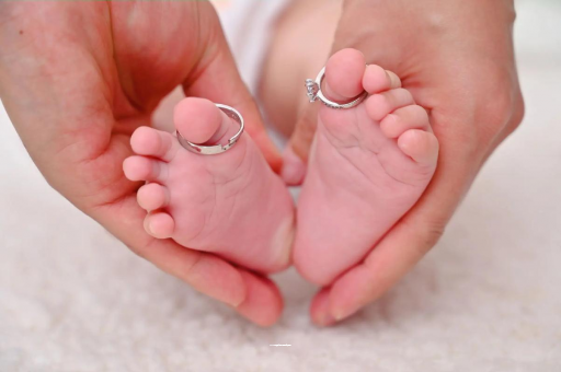 滨州宝宝晚上干咳怎么回事